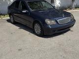 Mercedes-Benz C 180 2002 года за 2 244 117 тг. в Астана