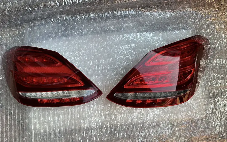 Фара задние Mercedes-Benz за 120 000 тг. в Алматы