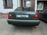 Mercedes-Benz C 180 1993 года за 2 000 000 тг. в Экибастуз