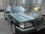 Mercedes-Benz C 180 1993 года за 2 000 000 тг. в Экибастуз – фото 4