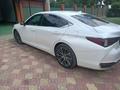 Lexus ES 250 2022 года за 23 888 888 тг. в Актобе