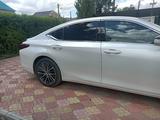 Lexus ES 250 2022 года за 23 700 000 тг. в Актобе – фото 5