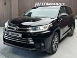 Toyota Highlander 2017 годаүшін15 800 000 тг. в Актобе