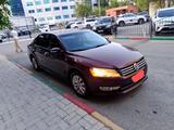 Volkswagen Passat 2014 годаүшін3 800 000 тг. в Атырау