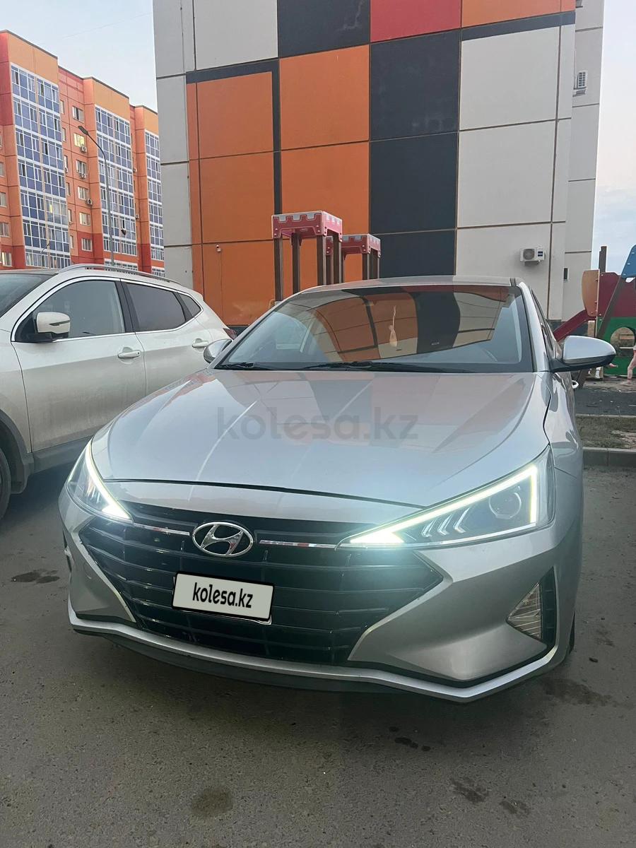 Hyundai Elantra 2019 г.