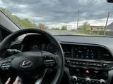 Hyundai Elantra 2019 годаүшін5 300 000 тг. в Уральск – фото 5