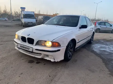 BMW 523 1996 года за 1 150 000 тг. в Астана – фото 5