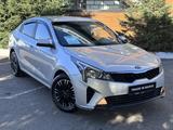 Kia Rio 2021 года за 7 690 000 тг. в Караганда – фото 3
