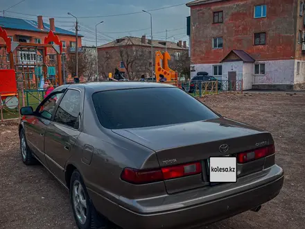 Toyota Camry 1999 года за 2 700 000 тг. в Караганда – фото 4