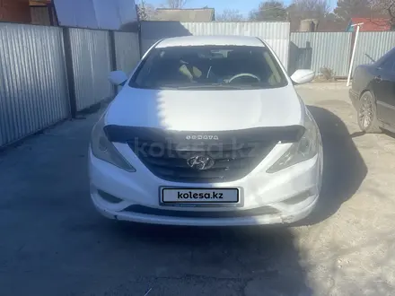Hyundai Sonata 2011 года за 3 500 000 тг. в Актобе – фото 2