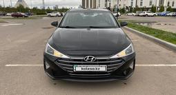 Hyundai Elantra 2019 года за 8 000 000 тг. в Астана