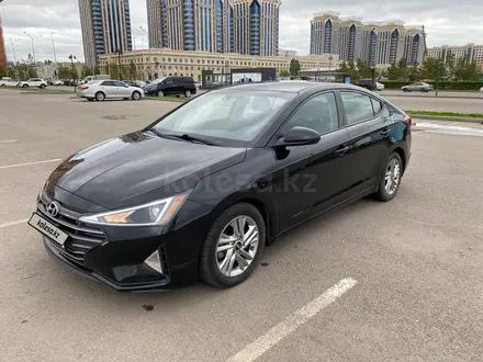 Hyundai Elantra 2019 года за 8 000 000 тг. в Астана – фото 3