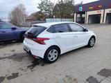 Hyundai i20 2023 года за 6 550 000 тг. в Костанай – фото 3