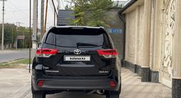 Toyota Highlander 2019 года за 17 150 000 тг. в Шымкент – фото 3