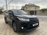 Toyota Highlander 2019 года за 17 150 000 тг. в Шымкент – фото 5