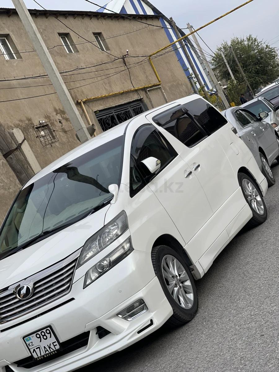 Toyota Alphard 2008 г.