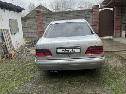 Mercedes-Benz E 55 AMG 1998 года за 5 000 000 тг. в Алматы – фото 4