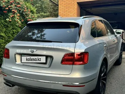 Bentley Bentayga 2018 года за 69 000 000 тг. в Алматы – фото 4