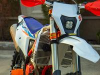 KTM  exc-f 350 6 days 2022 годаүшін4 100 000 тг. в Алматы