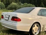 Mercedes-Benz E 320 2001 годаfor7 200 000 тг. в Талдыкорган – фото 3