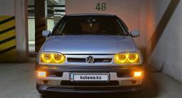 Volkswagen Golf 1997 года за 2 850 000 тг. в Алматы – фото 3