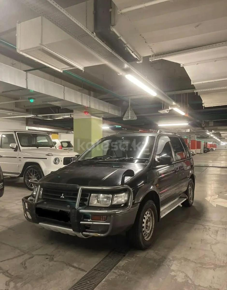 Mitsubishi RVR 1995 г.