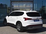 Hyundai Santa Fe 2021 года за 14 590 000 тг. в Астана – фото 3