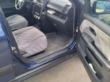 Honda CR-V 2004 года за 4 500 000 тг. в Актобе – фото 2