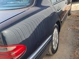 Mercedes-Benz C 280 1996 годаүшін3 900 000 тг. в Семей – фото 4
