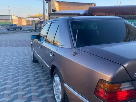 Mercedes-Benz E 230 1991 года за 2 200 000 тг. в Шымкент – фото 5