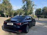 Lexus ES 200 2022 годаүшін16 500 000 тг. в Алматы – фото 3