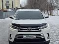 Toyota Highlander 2018 года за 20 500 000 тг. в Уральск