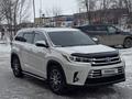 Toyota Highlander 2018 года за 20 500 000 тг. в Уральск – фото 2