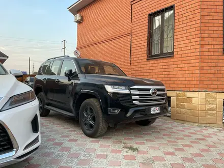 Toyota Land Cruiser 2022 года за 73 000 000 тг. в Уральск – фото 3