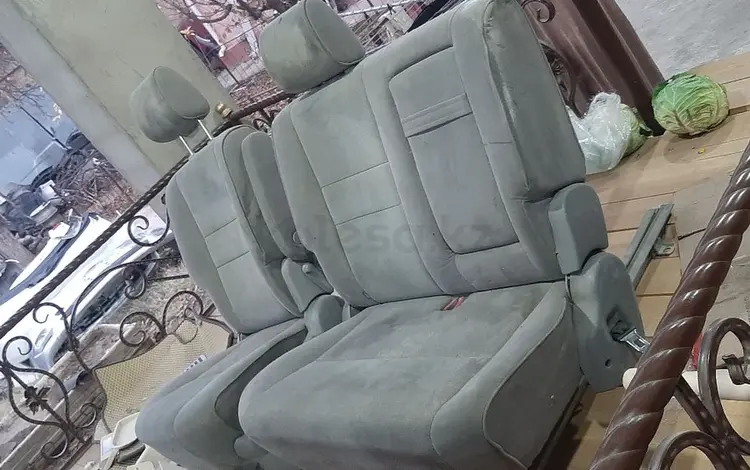 Альфард Диван сидение за 150 000 тг. в Шымкент