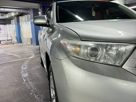 Toyota Highlander 2013 года за 14 000 000 тг. в Алматы – фото 19