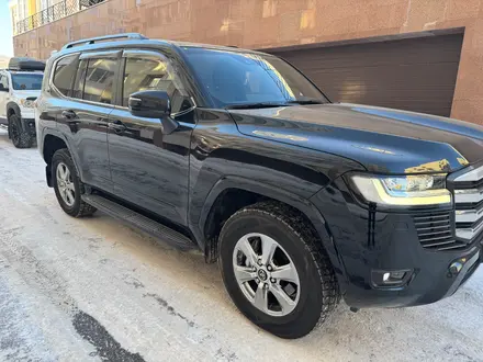 Toyota Land Cruiser 2023 года за 53 900 000 тг. в Астана – фото 2