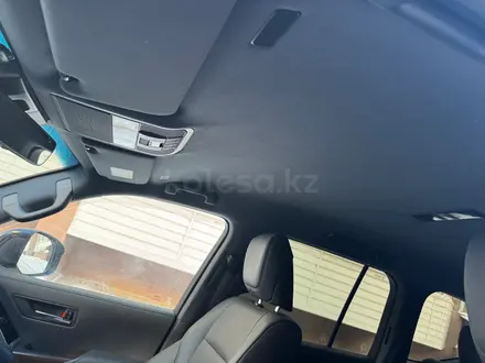Toyota Land Cruiser 2023 года за 53 900 000 тг. в Астана – фото 20