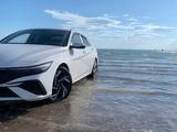 Hyundai Elantra 2024 годаүшін7 900 000 тг. в Алматы