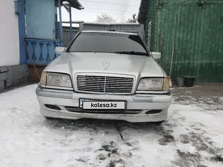 Mercedes-Benz C 280 1997 года за 1 400 000 тг. в Есик – фото 4