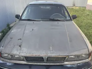 Mitsubishi Galant