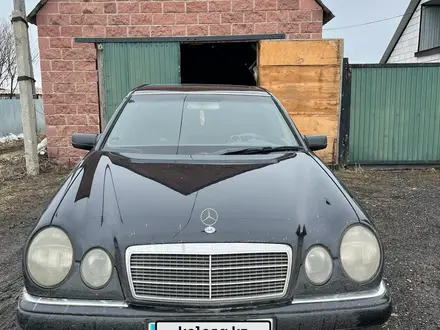 Mercedes-Benz E 300 1997 года за 3 000 000 тг. в Петропавловск – фото 2