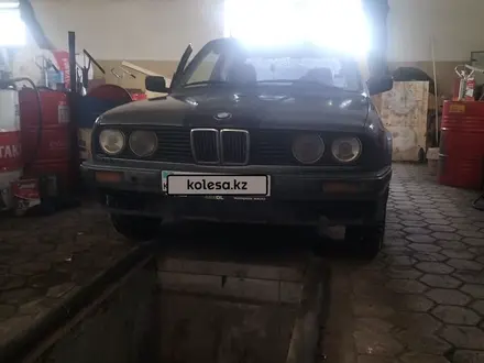 BMW 318 1989 года за 1 000 000 тг. в Караганда