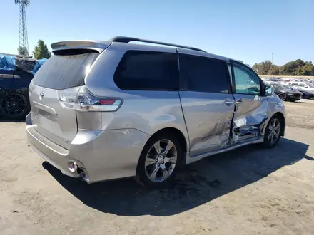 Toyota Sienna 2013 года за 5 000 000 тг. в Актау – фото 15