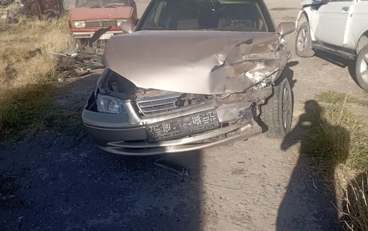 Toyota Camry 2000 года за 1 600 000 тг. в Шардара