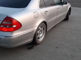 Mercedes-Benz E 240 2002 годаүшін3 600 000 тг. в Костанай – фото 2