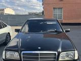 Mercedes-Benz C 180 1999 года за 1 800 000 тг. в Костанай – фото 2