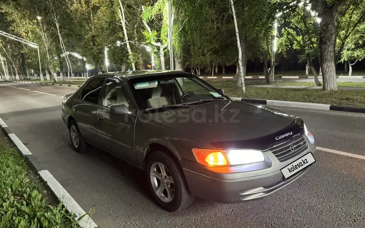 Toyota Camry 1999 годаүшін3 400 000 тг. в Усть-Каменогорск