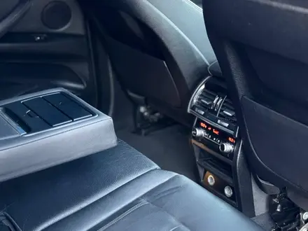 BMW X5 2018 года за 19 500 000 тг. в Атырау – фото 15