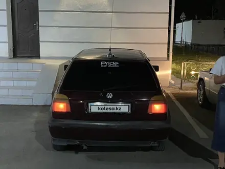 Volkswagen Golf 1993 года за 800 000 тг. в Шиели – фото 8